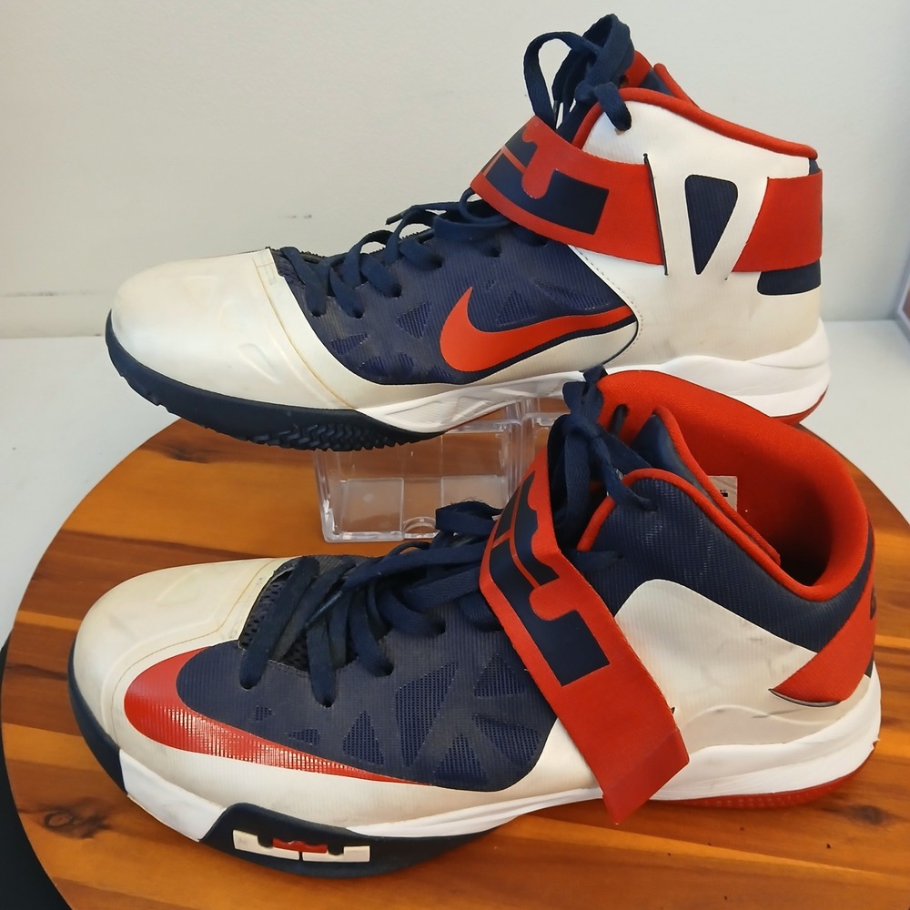 Nike LeBron Zoom Soldier 6 Men 13.5 USA Blue Red Basketball Sneakers 525015-101